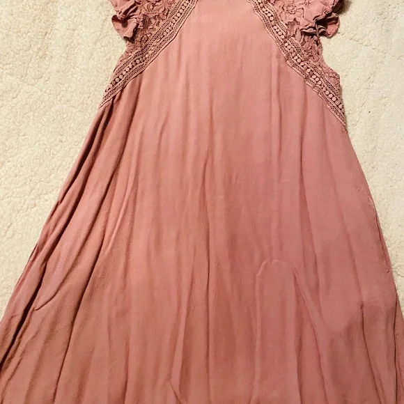 Vici mini Dress with Lace Detail, has Pockets |Size Small - Picture 8 of 10